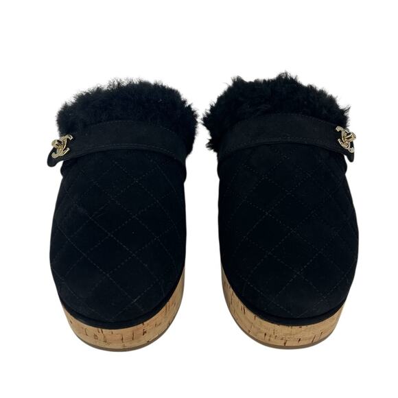 Chanel 21A Black Shearling CC Turn Clasp Quilt Cork Mules - Picture 8 of 14
